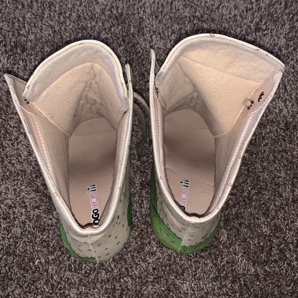 DoGo Women’s Booties - Picture 6 of 8